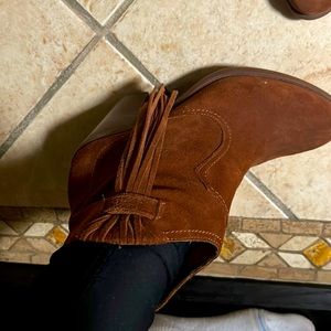 Chestnut suede bootie .